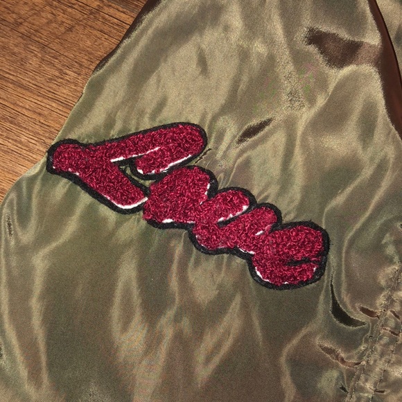 jacket - Picture 5 of 7